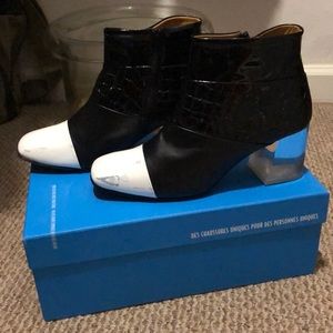 JOHN  FLUEVOG bootie